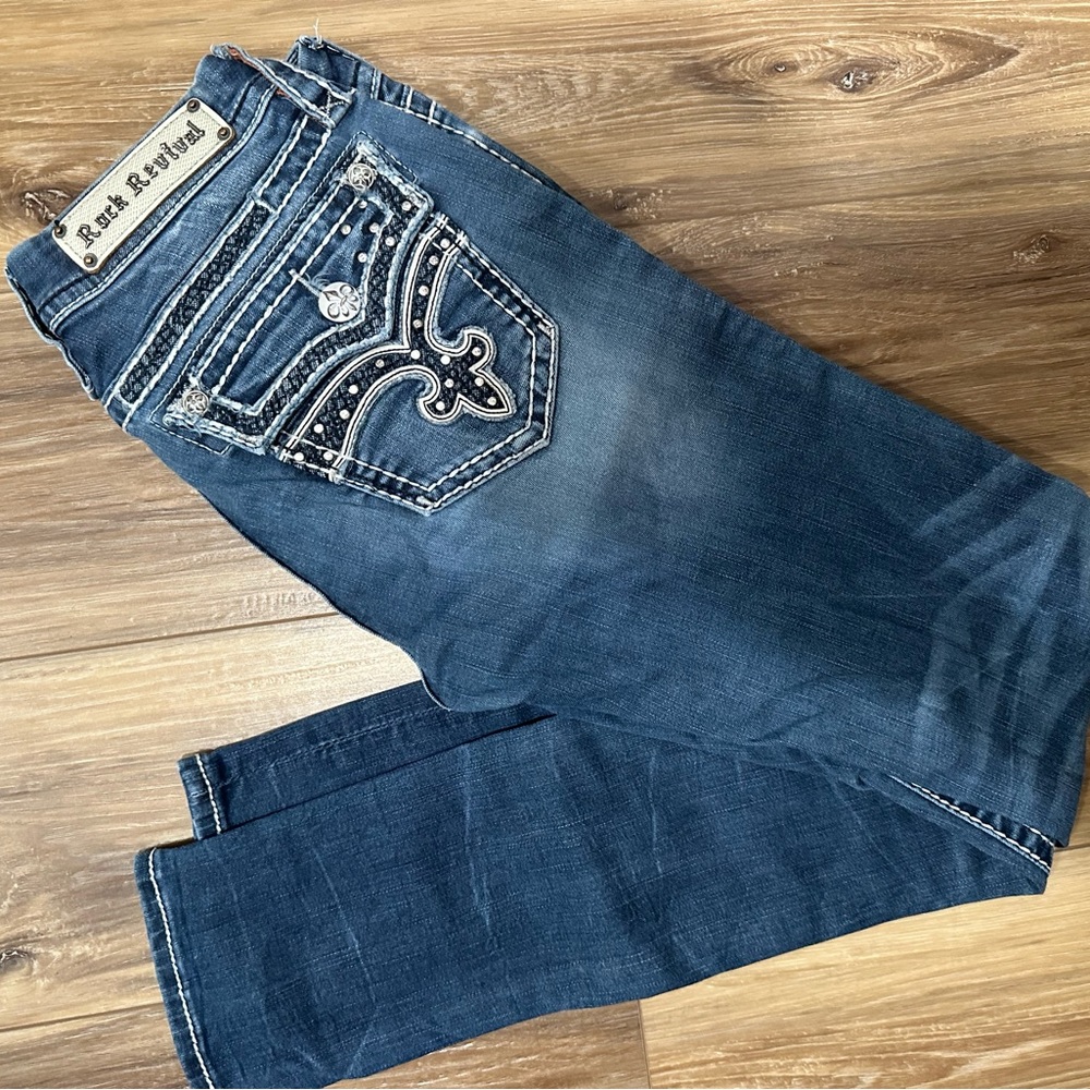 Women’s Rock Revival Skinny Jeans